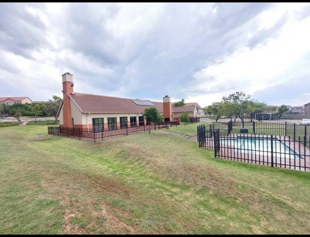 2 BEDROOM APARTMENT FOR SALE IN SUMMERFIELDS ESTATE